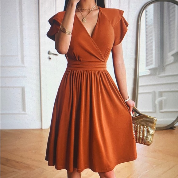 Dresses & Skirts - Elegant Rust Wrap V-Neck Midi Dress
